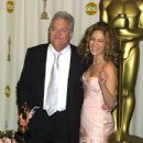 Randy Newman and Jennifer Lopez - The 74th Annual Academy Awards - Pressroom (2002)