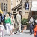 Kendra Shaw – Shopping candids in Florence