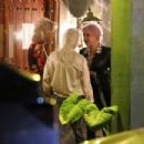 Cyndi Lauper – Arriving at Joni Mitchell’s 80th Birthday in Burbank
