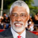 Celebrities with middle name: Winfield Erving