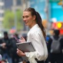Karlie Kloss – Looks elegant while out in New York