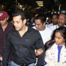 Superstar Salman Khan Arrive at Mumbai 2012