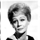margaret dating Margaret tina cho (san francisco, 5 de dezembro de 1968) é uma comediante americana, designer de moda, atriz, escritora e artista cho é mais conhecida por sua. margaret dating Margaret tina cho (san francisco, 5 de dezembro de 1968) é uma comediante americana, designer de moda, atriz, escritora e artista cho é mais conhecida por sua.