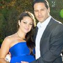Paula Garces and Antonio Hernandez expecting