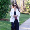 Jessica Alba – Steps out in Los Angeles