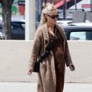 Peta Murgatroyd – Shows off her baby bump out in Studio City