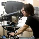 Cinematographer Paul Cameron on the set of In the Land of Women, a Warner Independent Pictures release. Photo credit: Lorey Sebastian  © 2005 Warner Bros. Entertainment Inc.