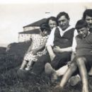 Cissi Klein with family