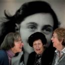 From left to right: Kitty Gokkel-Egyedi, Hanneli Goslar and Jaqueline van Maarsen, former classmates of Anne Frank, at the opening of the exhibition ‘So I’m now fifteen’, October 2012