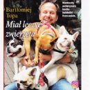 Bartlomiej Topa - Dobry Tydzień Magazine Pictorial [Poland] (2 November 2021)