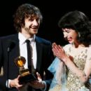 Grammys 2013: Singer Wins Best Alternative Music Album, Best Pop Duo/Group Performance