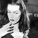 Celebrities with first name: Vampira