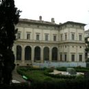 Farnese residences