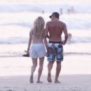 Ellie Goulding – Seen on Costa Rican Beaches