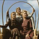 (Left to right) Keri Russell, Jessica Capshaw, and Emily Holmes. ©2005 Into the West/Turner Network Television.
