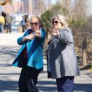 Amy Schumer – With Urzila Carlson on set of the movie ‘Kinda Pregnant’