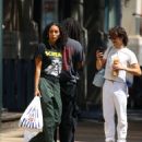 Jasmine Daniels – Shopping candids in New York - 454 x 568