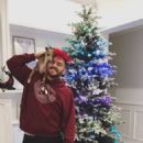 Julien Solomita - 454 x 807