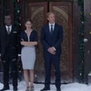 Crown for Christmas - 454 x 255