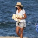 Solange Knowles in Denim Shorts at the Beach in The Hamptons - 454 x 553