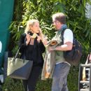 Elizabeth Berkley – Seen with friends at San Vicente Bungalows in West Hollywood - 454 x 681