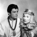 The Egyptian - Edmund Purdom, Bella Darvi - 454 x 564