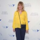 Cheryl Tiegs – Project Angel Food’s 28th Annual Angel Awards in Los Angeles - 454 x 685