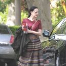 Dita Von Teese – Out for lunch in Los Angeles - 454 x 636