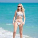 Tanya Burr – Bikini candids at Miami beach - 454 x 528