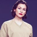 Yael Stone - 300 x 371