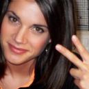 Missy Peregrym - Behind The Scene - Heroes