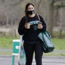Jacqueline Jossa – With Dan Osbourne spotted at their new home in Essex - 454 x 620