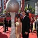 Kristi Yamaguchi and Bret Hedican - 395 x 594