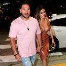 Saffire Matos – Exits Swan restaurant in Miami - 454 x 705