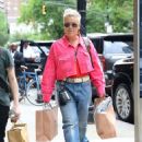 Pink  Arrives at Greenwich Hotel in New York 06/23/2022 - 454 x 636