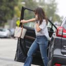 Jennifer Garner – In a bellbottoms jeans out in Brentwood