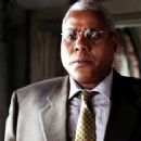 Bill Nunn - 320 x 240