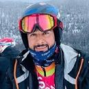 Arif Khan (skier)