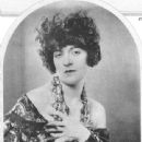 Suzanne Caubet