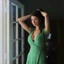 Sarah McDaniel – Personal pics - 454 x 454