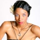 Ebony Taylor - 400 x 600