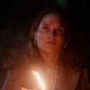 Rumours - Alicia Vikander - 454 x 231