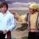 The Mothers-In-Law - Desi Arnaz, Desi Arnaz Jr. - 454 x 332