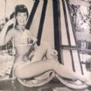 Bettie Page - Stare Magazine Pictorial [United States] (August 1955) - 454 x 394