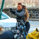 Queen Latifah – Filming ‘The Equalizer’ TV Series in New York - 454 x 605