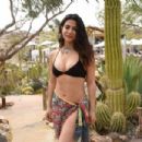 Emeraude Toubia – Caliwater Escape at the Mojave Moon Ranch in Joshua Tree - 454 x 302