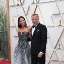 Christine Baumgartner and Kevin Costner  - The 94th Annual Academy Awards (2022) - 408 x 612