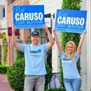 Heidi Pratt – Shows support for Rick Caruso’s campaign for Mayor of Los Angeles - 454 x 681