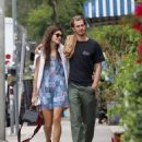 Susie Abromeit and Andrew Garfield – Out in Los Angeles - 454 x 575