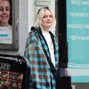 Anne Marie – Leaves a dentist in Notting Hill